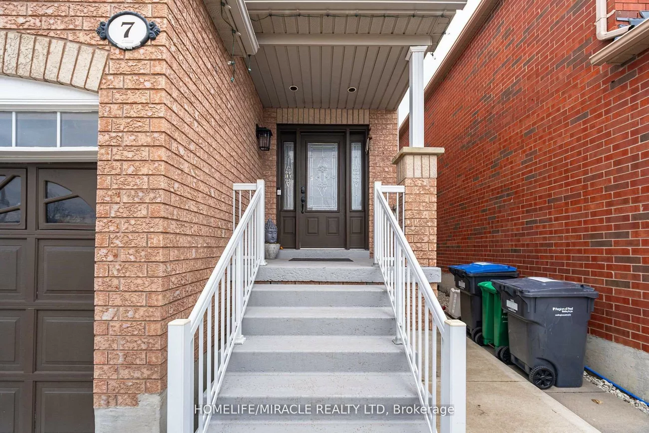 7, Eastview, Bram East, Brampton
