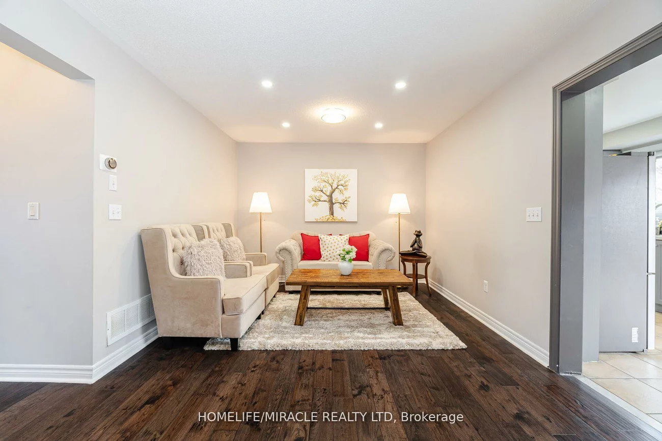 7, Eastview, Bram East, Brampton