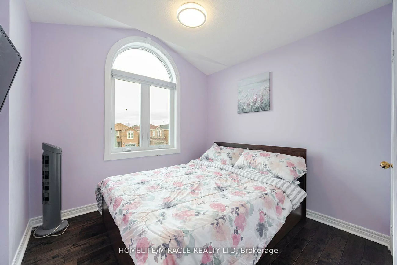 7, Eastview, Bram East, Brampton