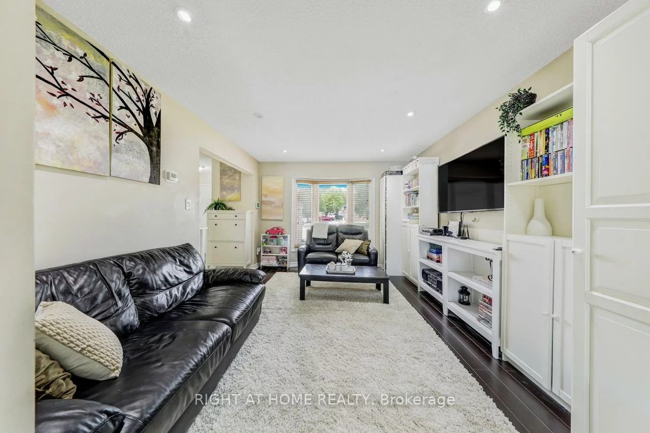 30, Mayberry, Central Park, Brampton