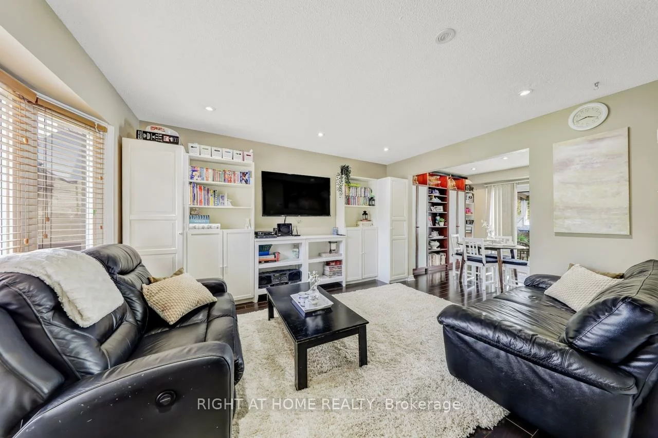 30, Mayberry, Central Park, Brampton