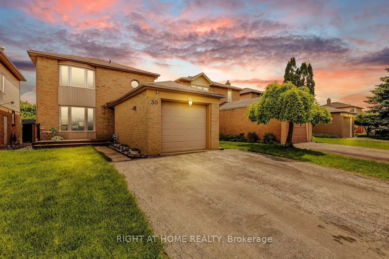 30, Mayberry, Central Park, Brampton