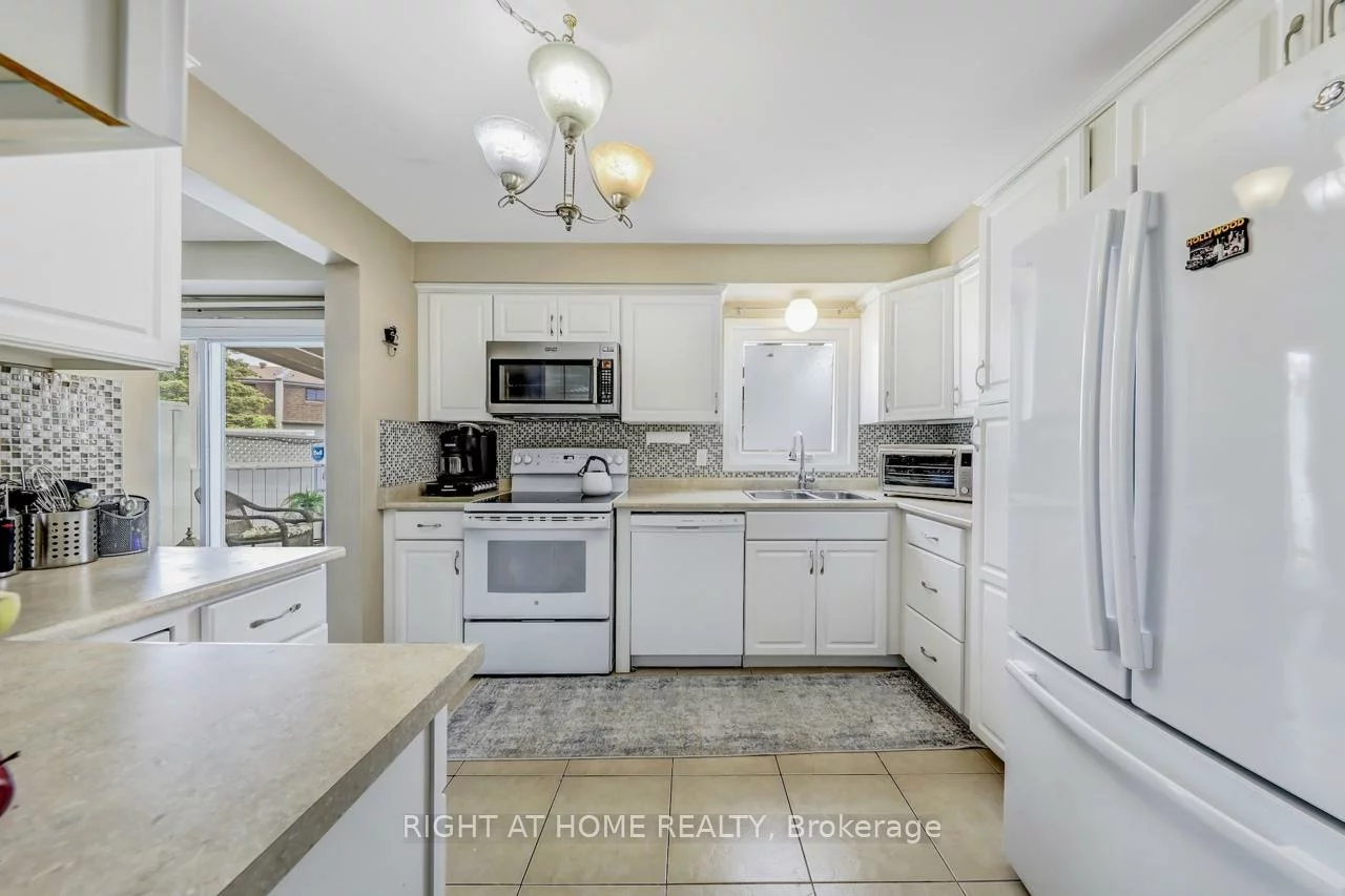 30, Mayberry, Central Park, Brampton