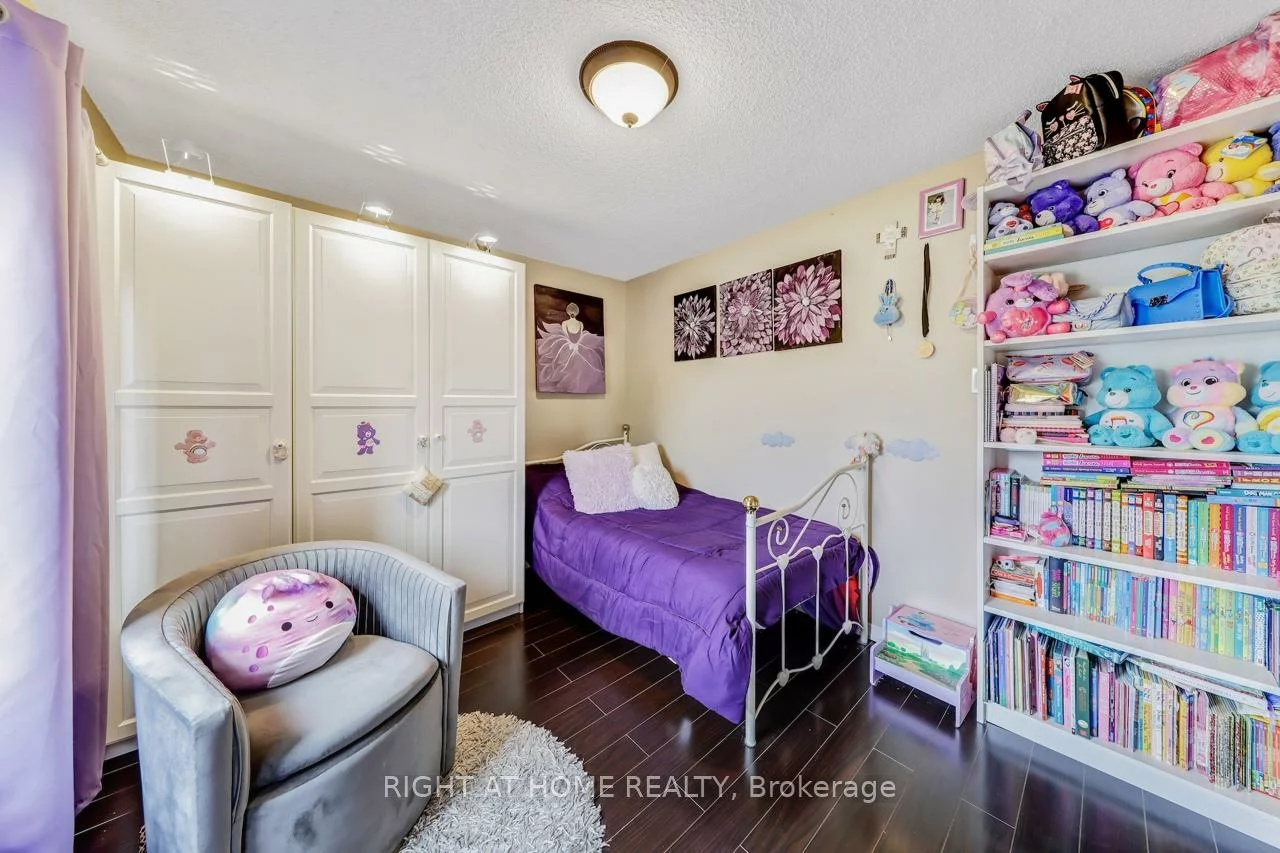 30, Mayberry, Central Park, Brampton