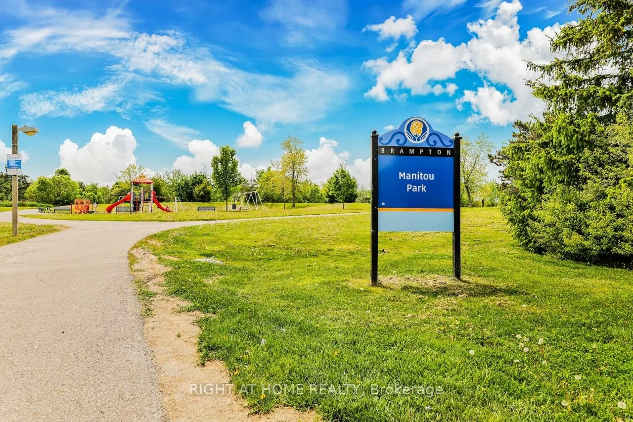 30, Mayberry, Central Park, Brampton