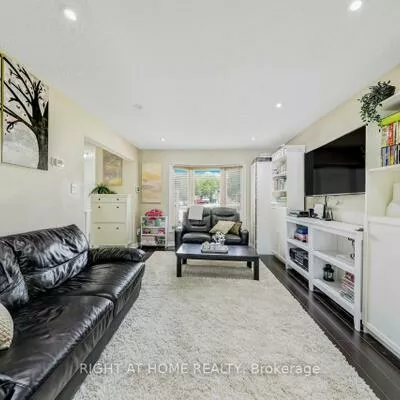 30, Mayberry, Central Park, Brampton