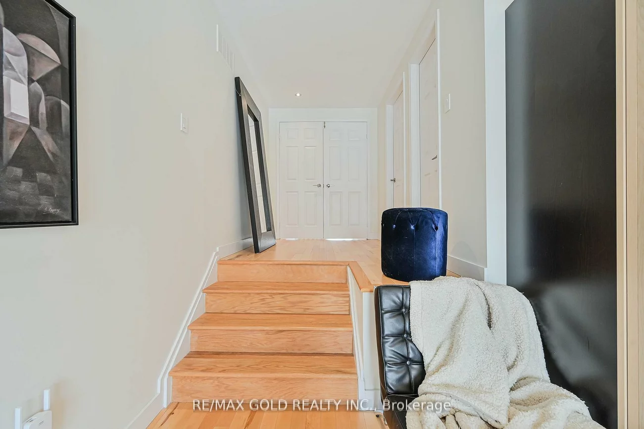 40, Burton, Brampton West, Brampton