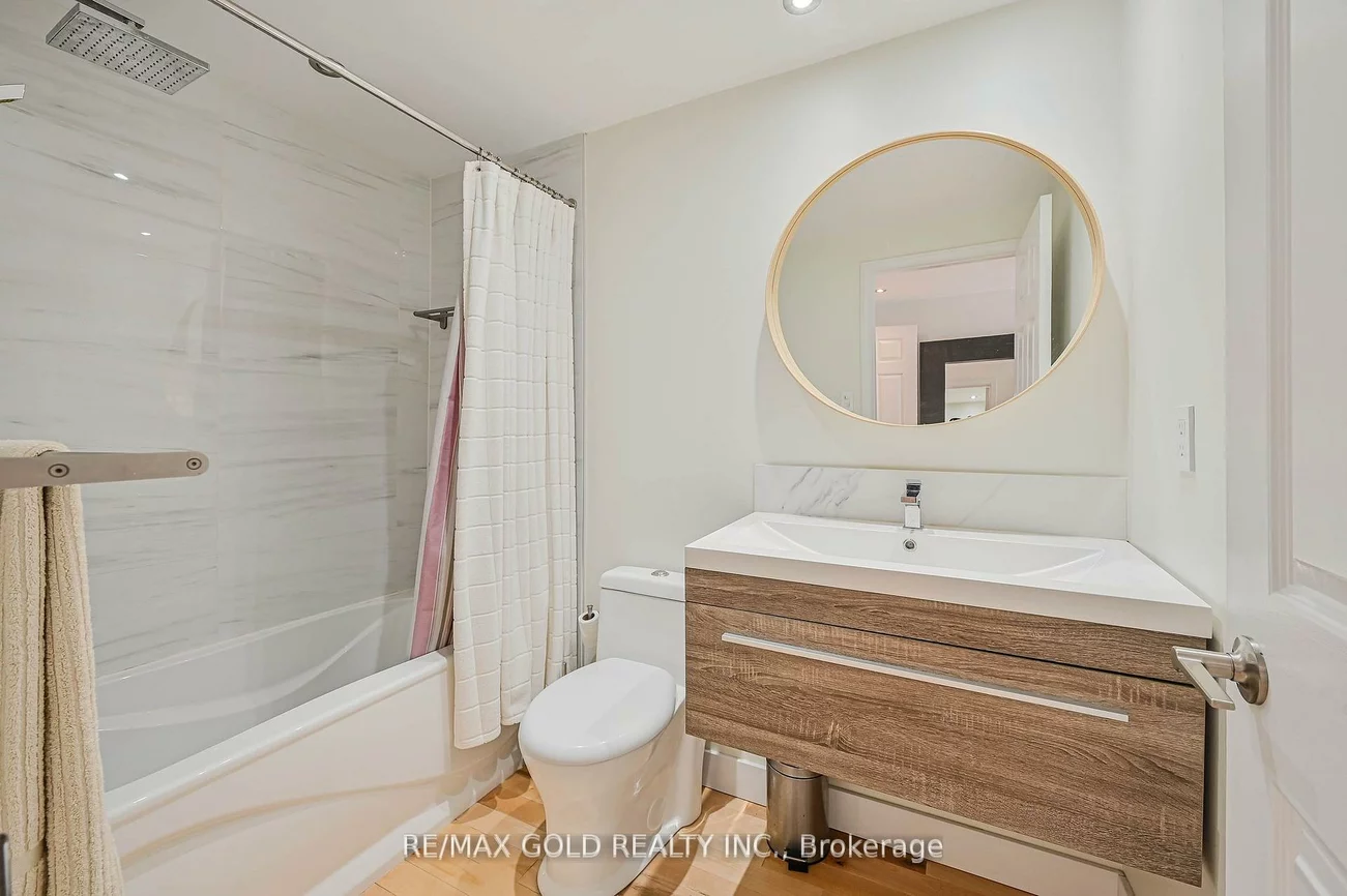 40, Burton, Brampton West, Brampton
