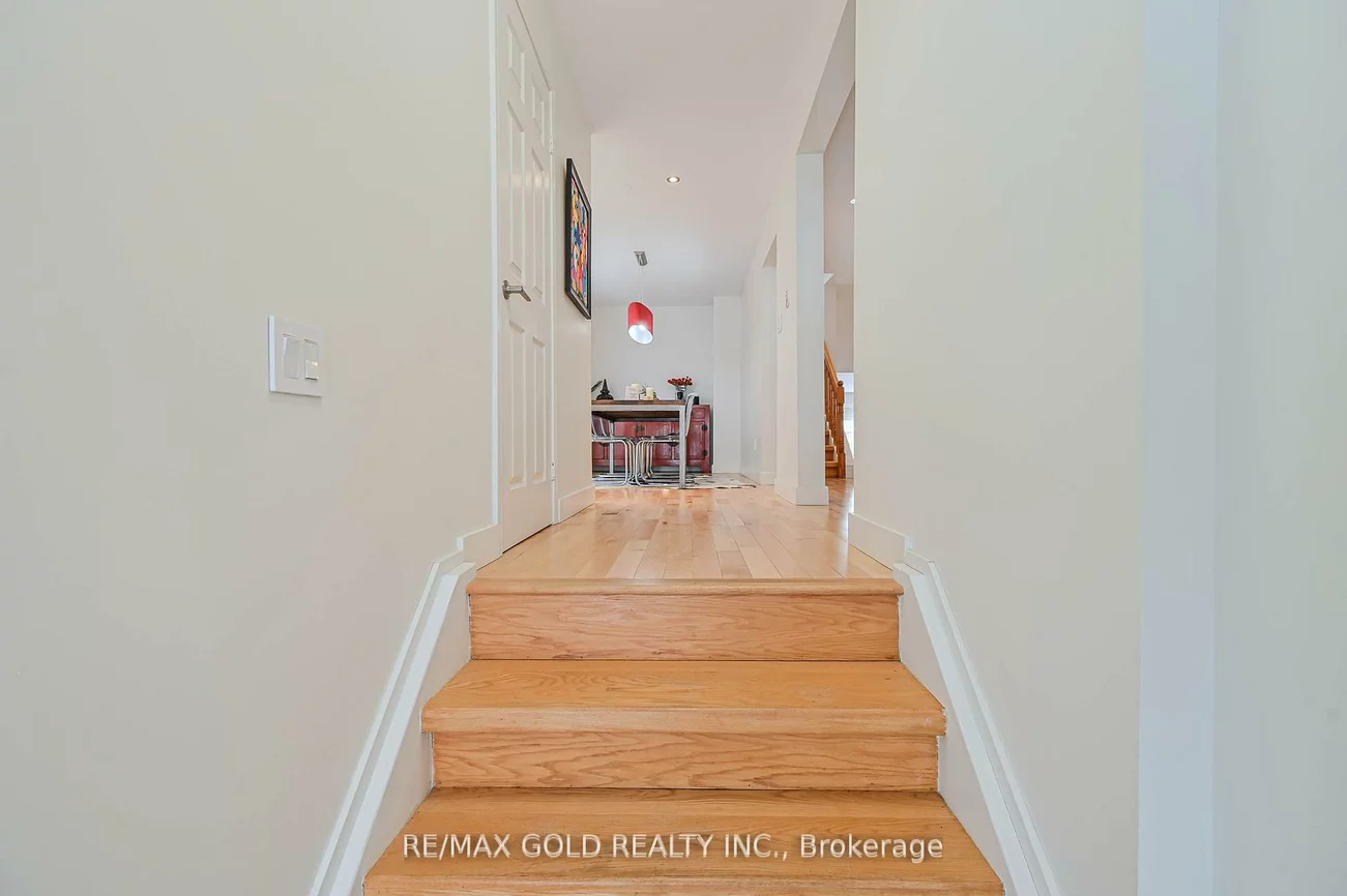40, Burton, Brampton West, Brampton