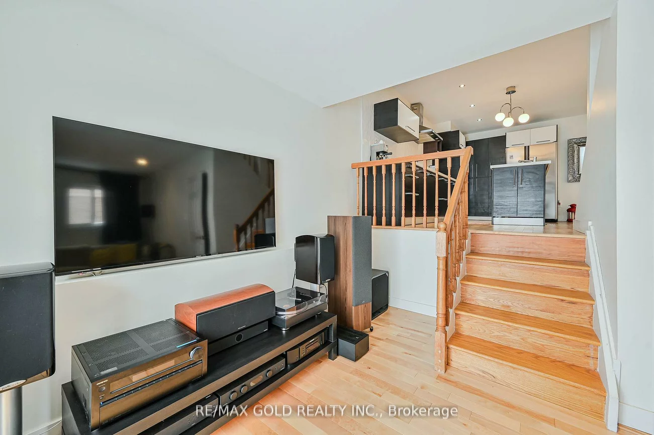 40, Burton, Brampton West, Brampton