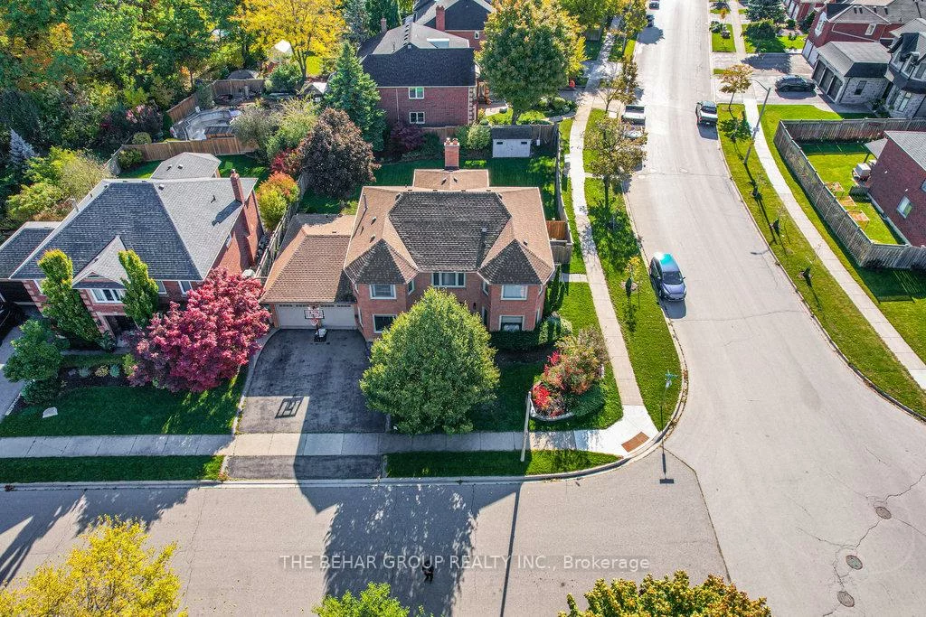 28, Ridelle, Heart Lake West, Brampton