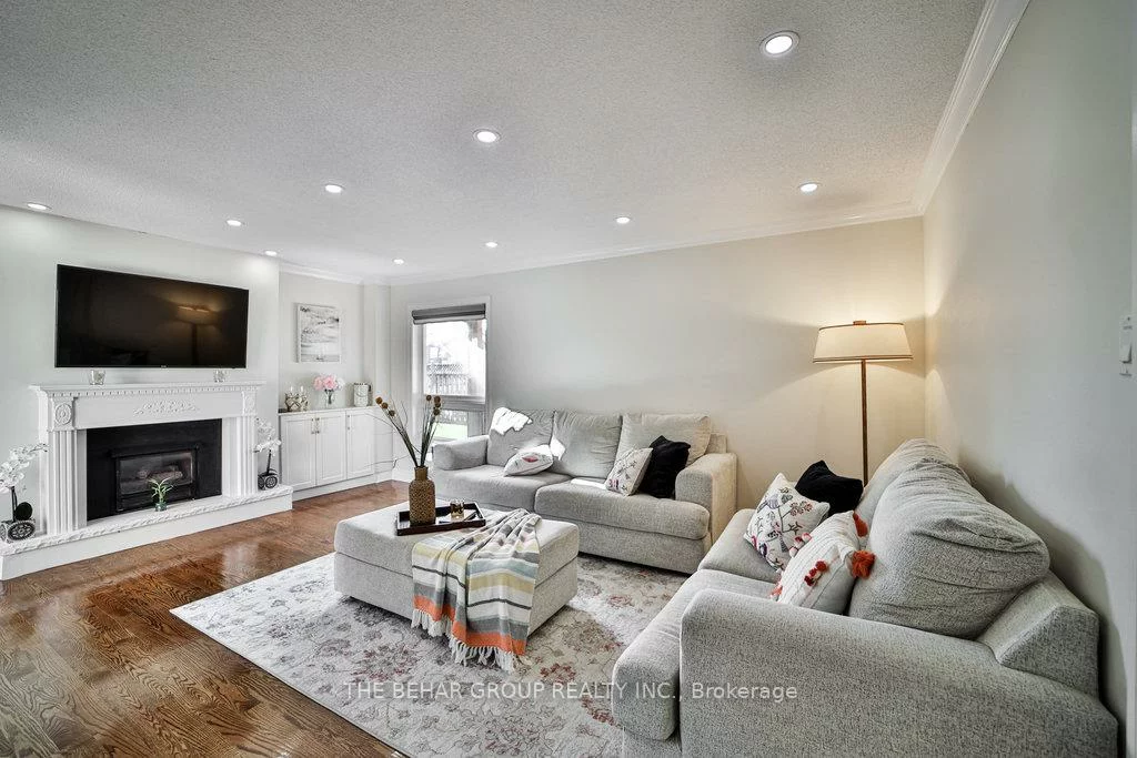 28, Ridelle, Heart Lake West, Brampton