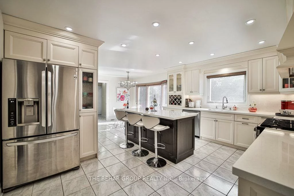 28, Ridelle, Heart Lake West, Brampton
