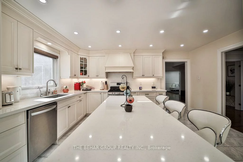 28, Ridelle, Heart Lake West, Brampton