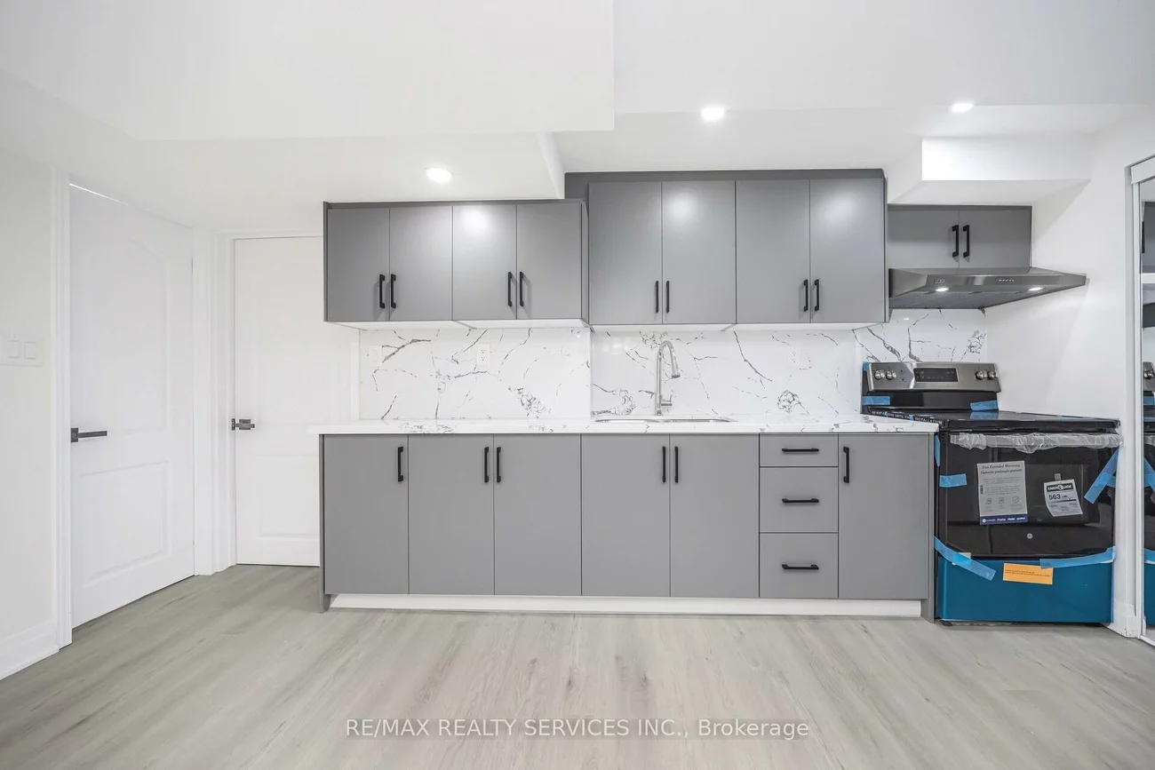 10, Linderwood, Fletcher's Meadow, Brampton