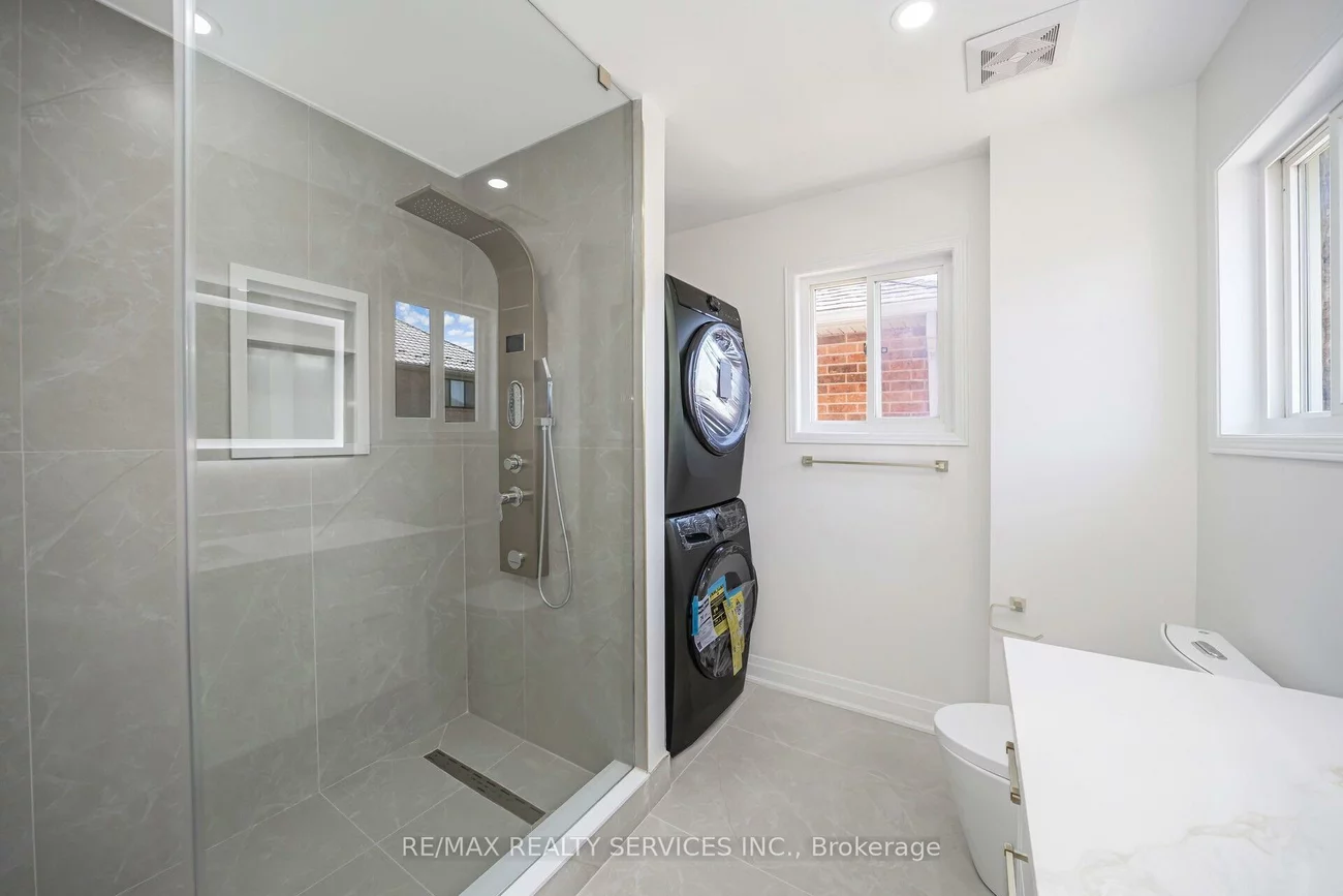 10, Linderwood, Fletcher's Meadow, Brampton