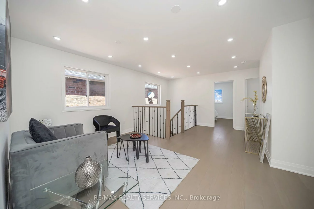 10, Linderwood, Fletcher's Meadow, Brampton