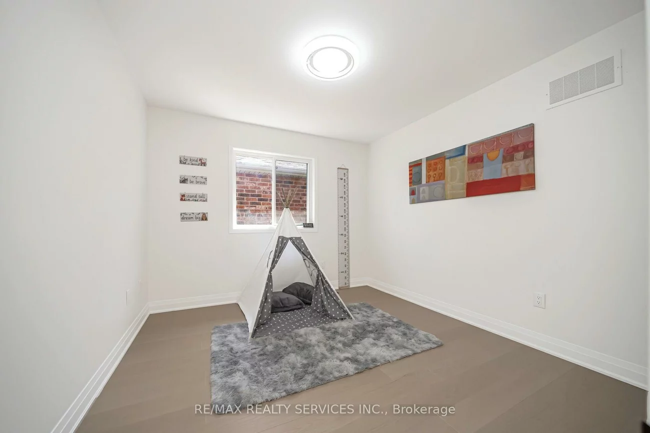 10, Linderwood, Fletcher's Meadow, Brampton