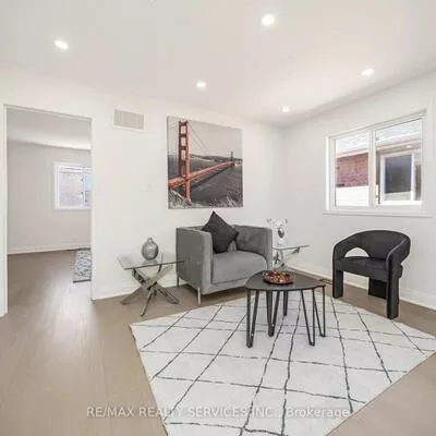 10, Linderwood, Fletcher's Meadow, Brampton