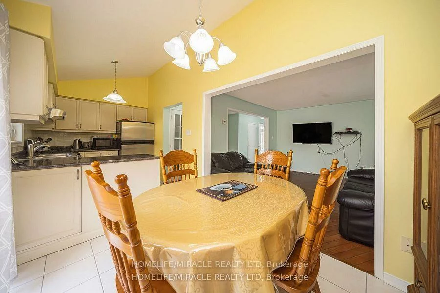 31, Larkspur, Sandringham-Wellington, Brampton