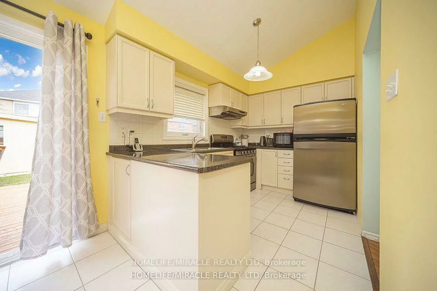 31, Larkspur, Sandringham-Wellington, Brampton