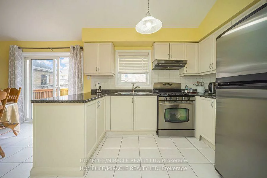 31, Larkspur, Sandringham-Wellington, Brampton