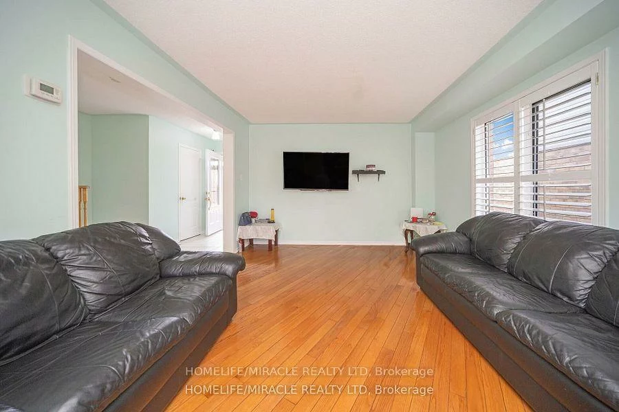 31, Larkspur, Sandringham-Wellington, Brampton