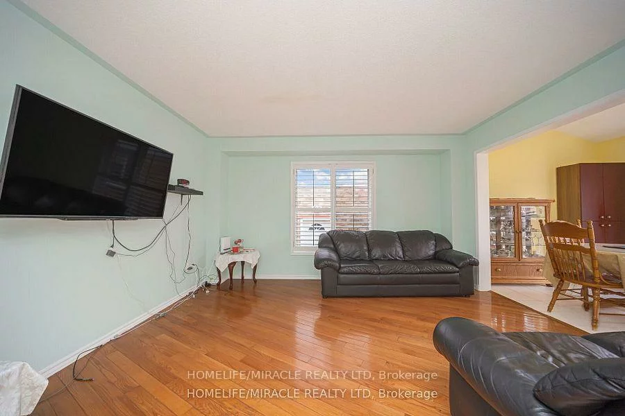 31, Larkspur, Sandringham-Wellington, Brampton