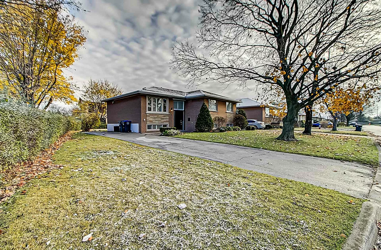 4, Ridgetop, Northwood Park, Brampton