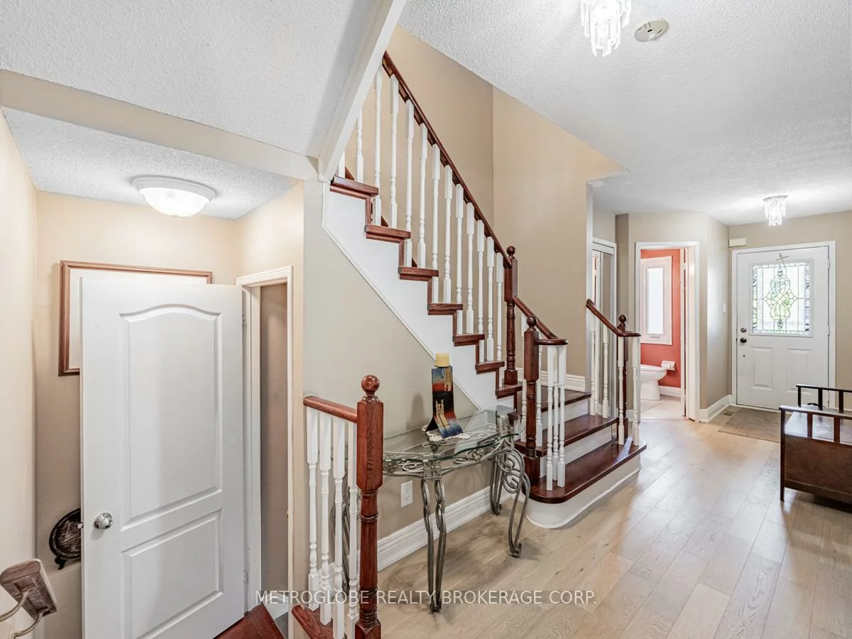 6, Thunderbird, Sandringham-Wellington, Brampton