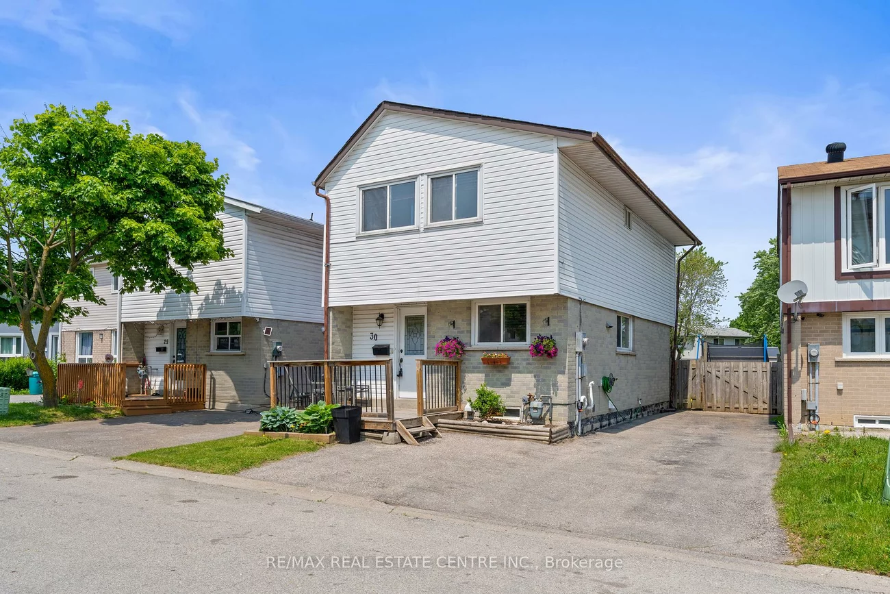 30, Gold Pine, Northgate, Brampton