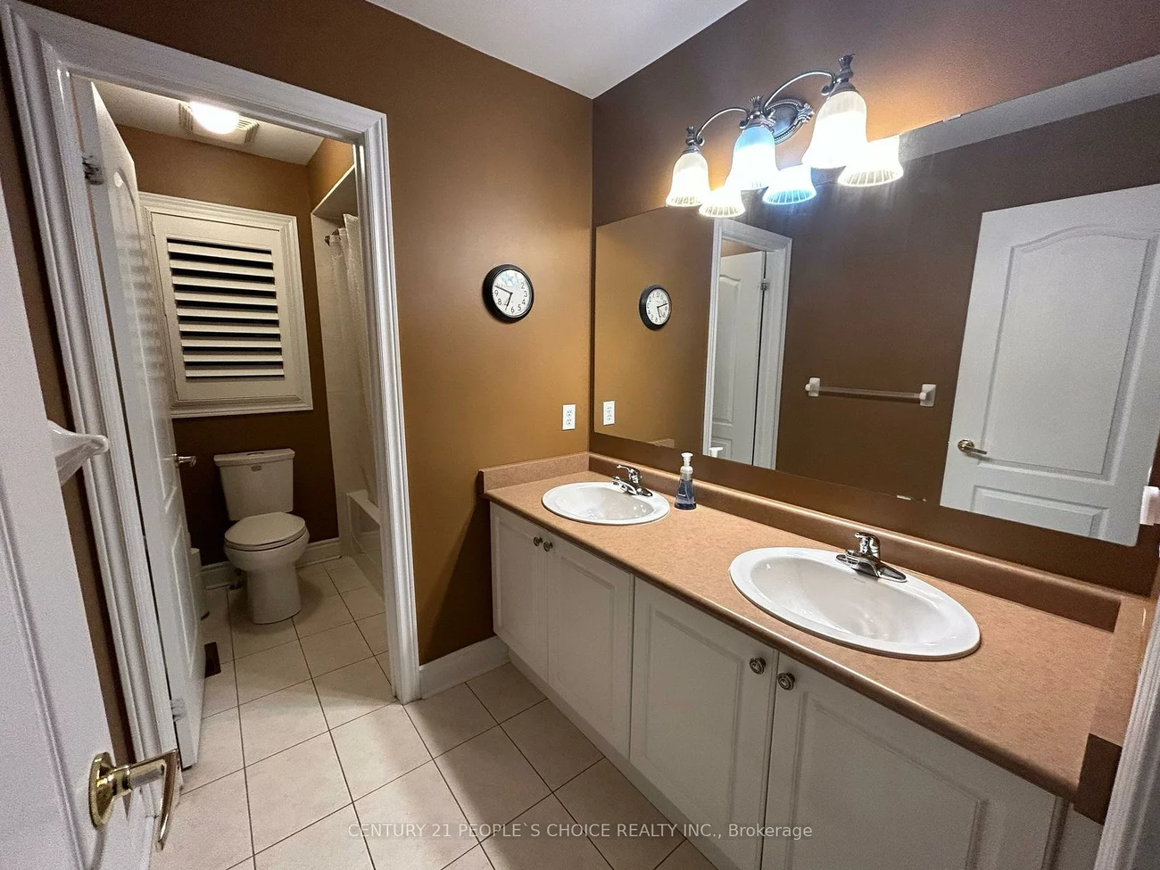 128, Mount Royal, Vales of Castlemore North, Brampton