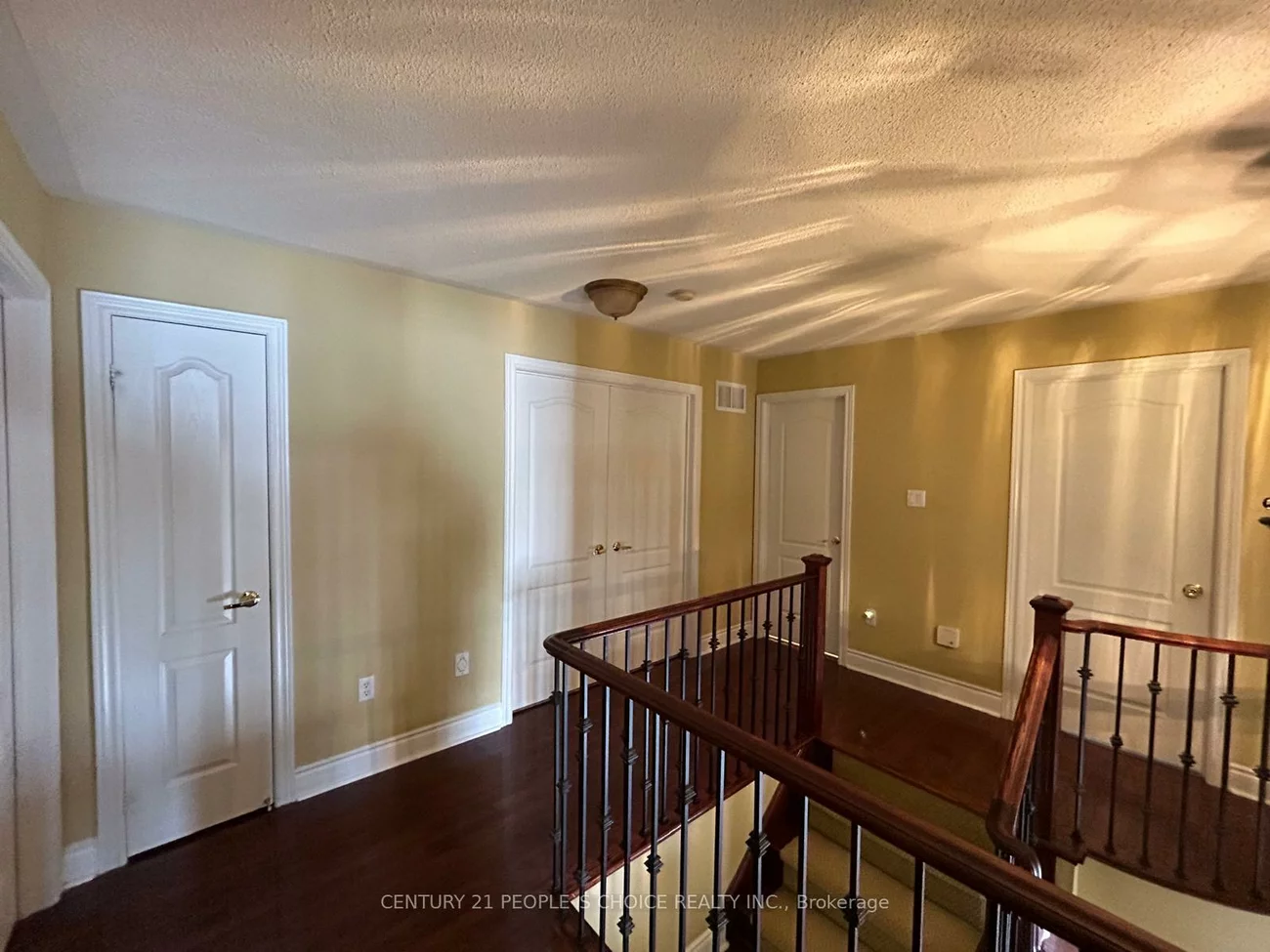 128, Mount Royal, Vales of Castlemore North, Brampton