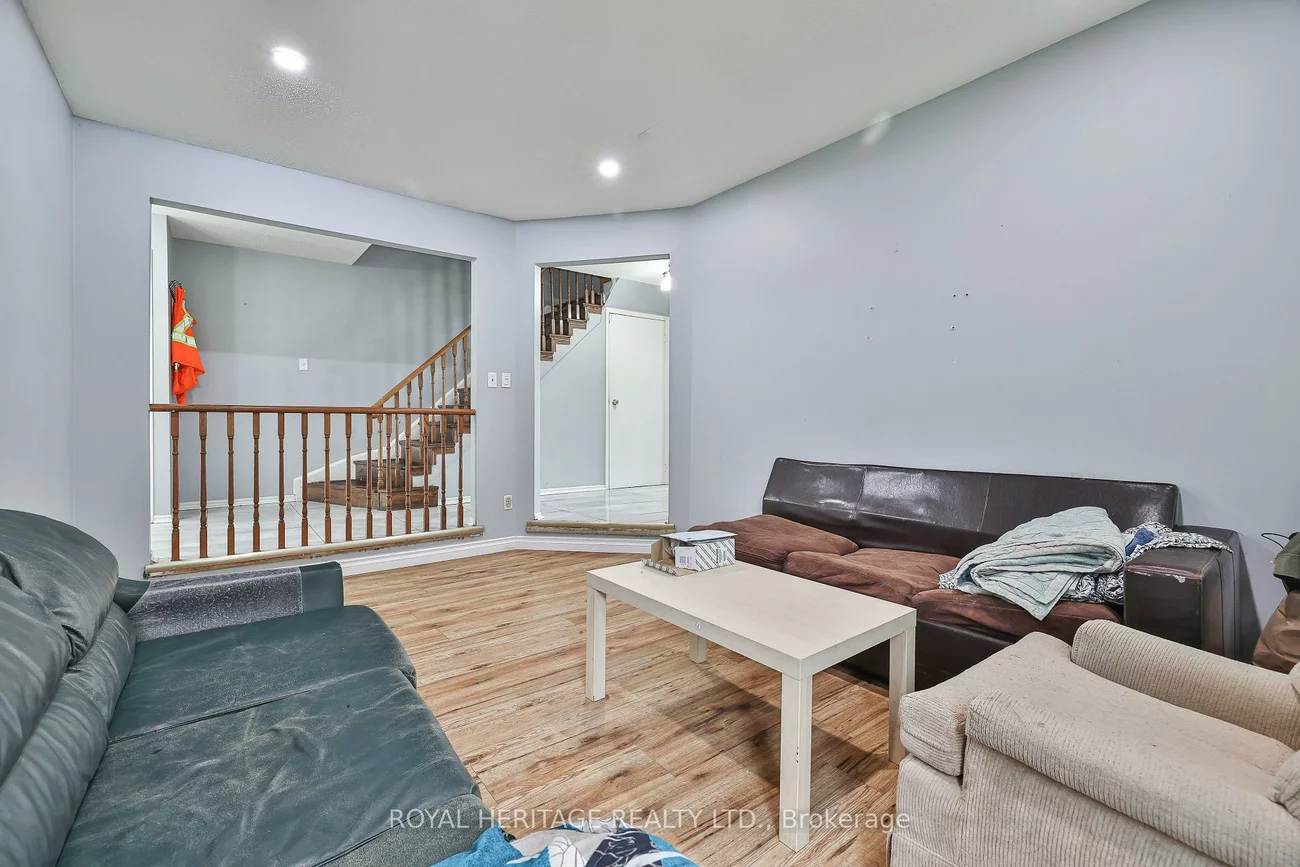 28, Nanport, Westgate, Brampton