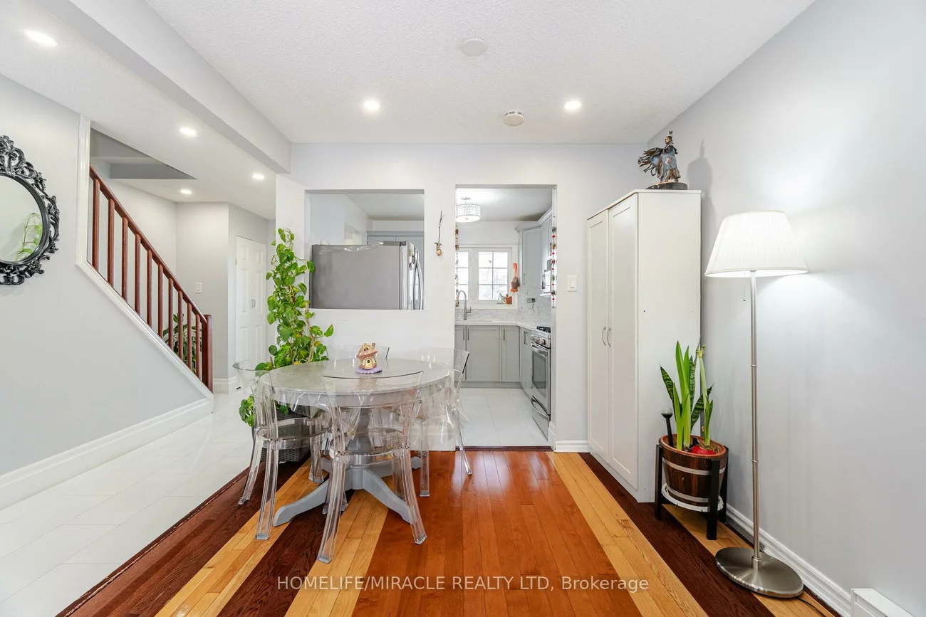 12, Huckleberry, Central Park, Brampton