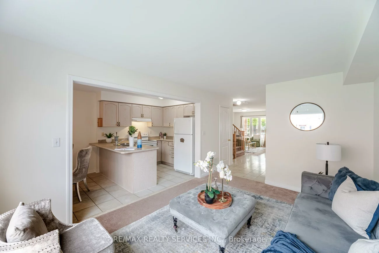 2, Iceberg, Sandringham-Wellington, Brampton