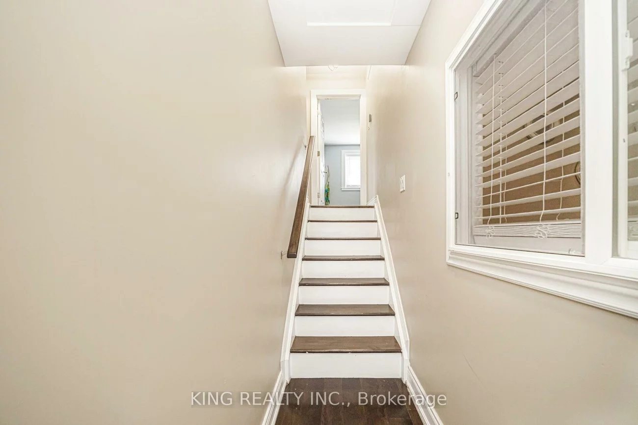26, Davenport, Southgate, Brampton