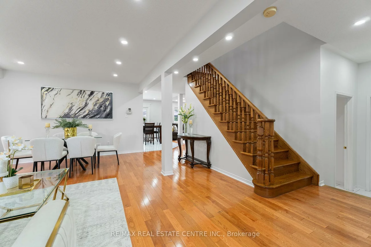 154, Sunny Meadow, Sandringham-Wellington, Brampton
