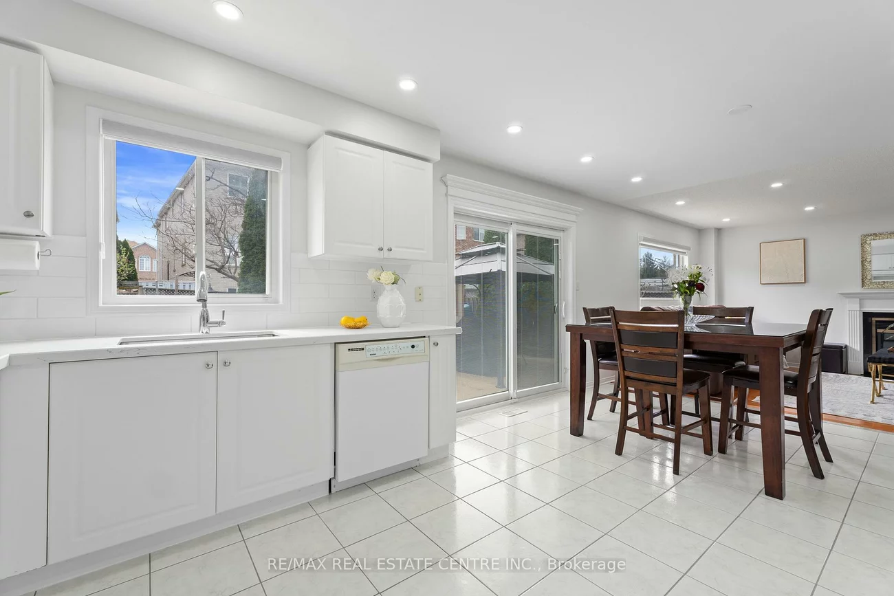 154, Sunny Meadow, Sandringham-Wellington, Brampton