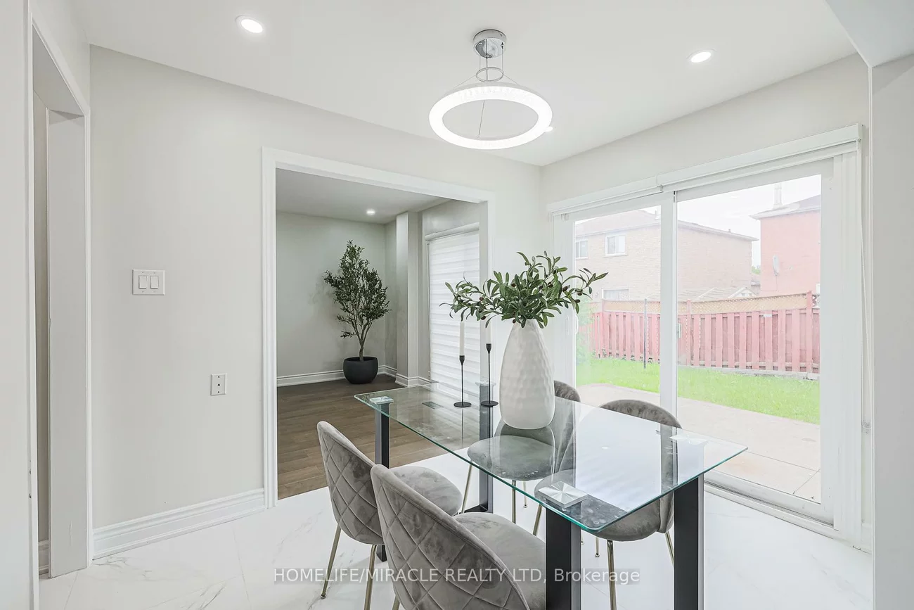 3, Hawkway, Fletcher's West, Brampton
