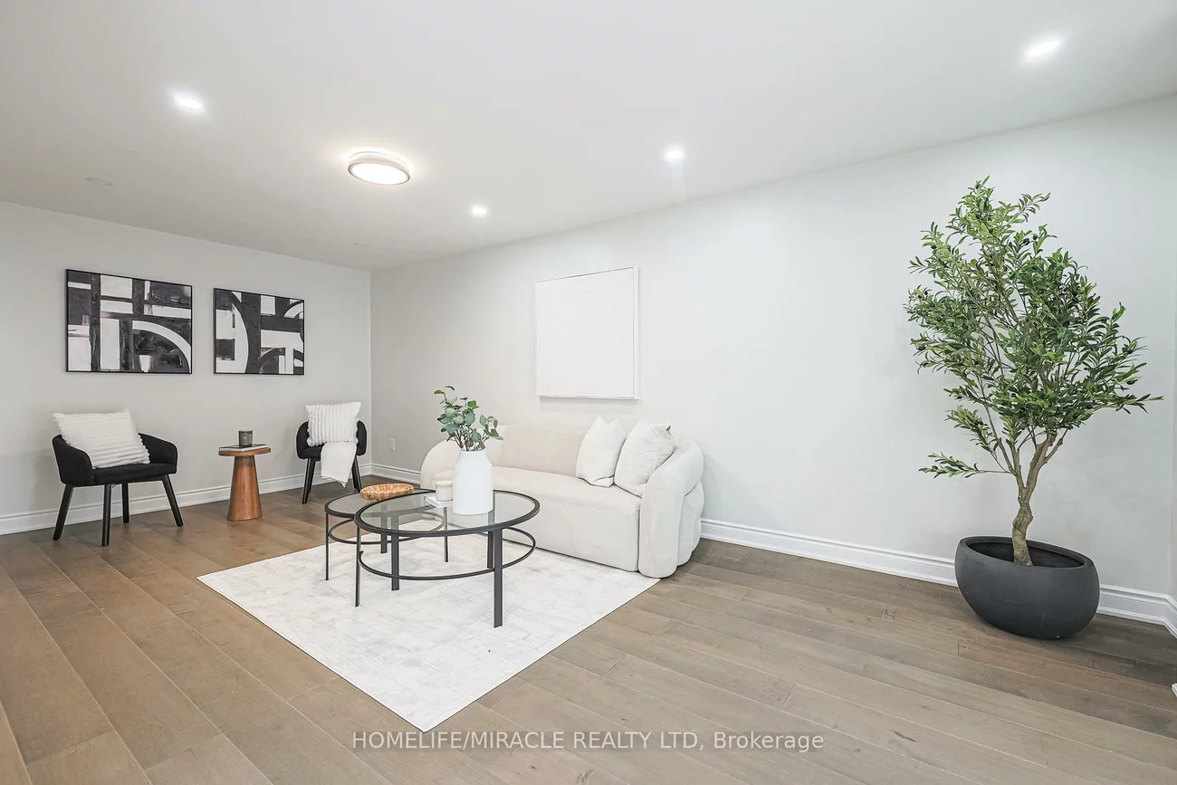 3, Hawkway, Fletcher's West, Brampton