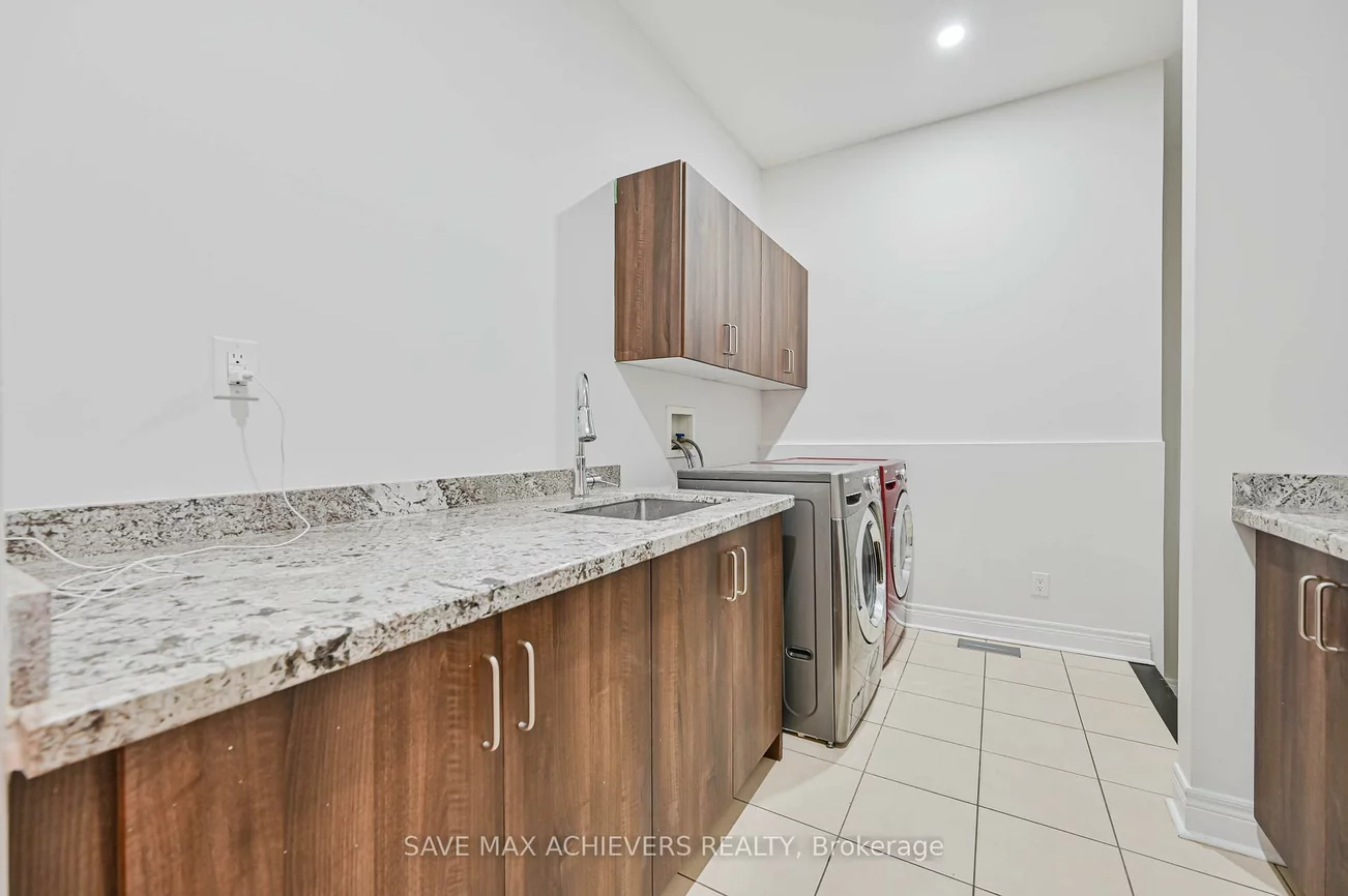 7, Seacliff, Bram East, Brampton