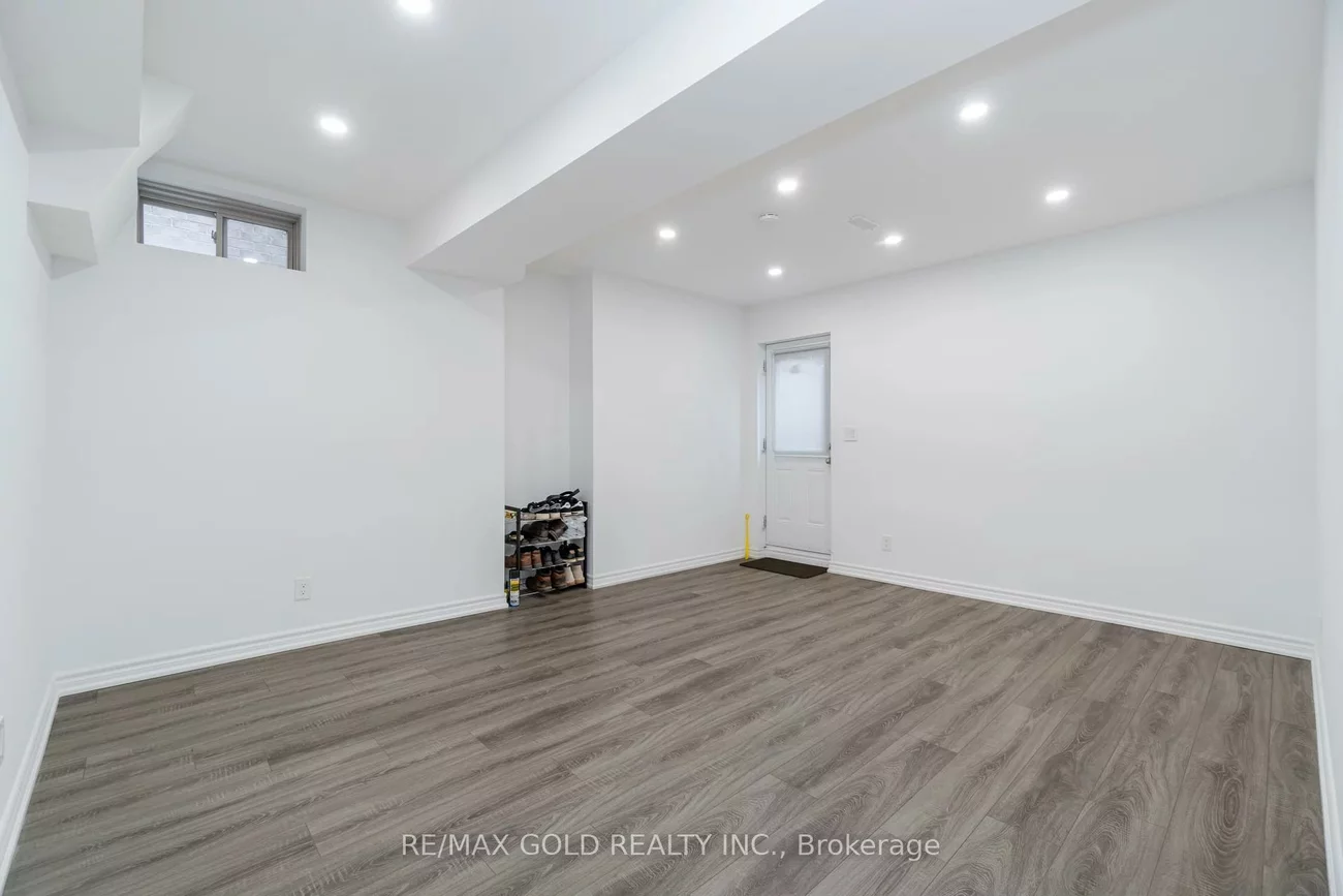 11, Carl Finlay, Toronto Gore Rural Estate, Brampton
