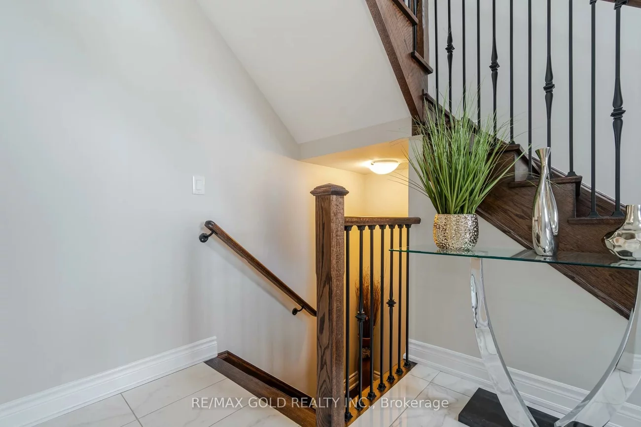 11, Carl Finlay, Toronto Gore Rural Estate, Brampton