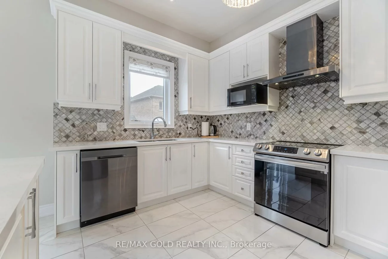 11, Carl Finlay, Toronto Gore Rural Estate, Brampton