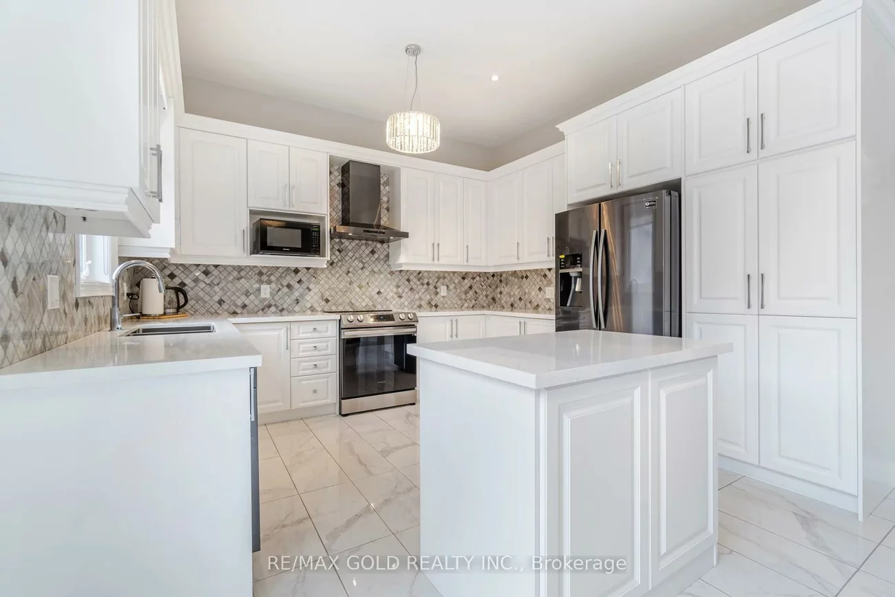 11, Carl Finlay, Toronto Gore Rural Estate, Brampton