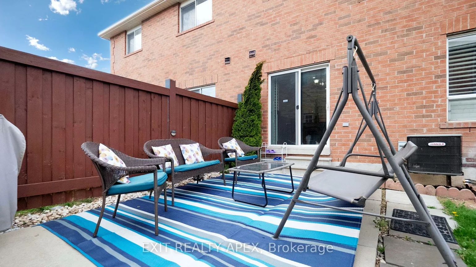 77, Commodore, Credit Valley, Brampton