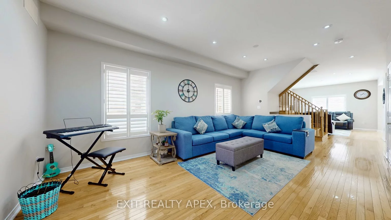77, Commodore, Credit Valley, Brampton