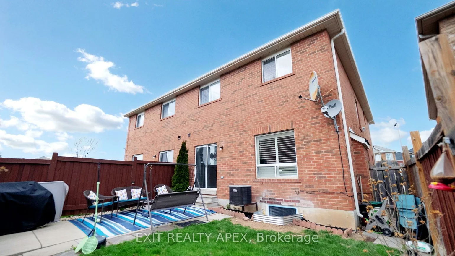 77, Commodore, Credit Valley, Brampton