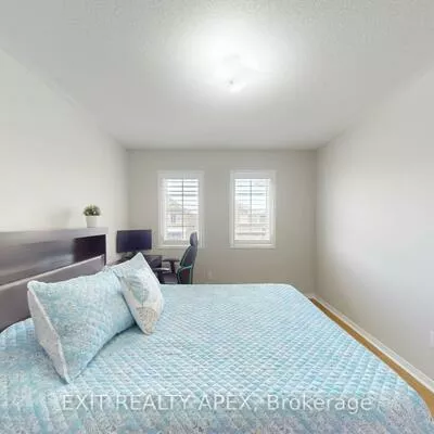 77, Commodore, Credit Valley, Brampton